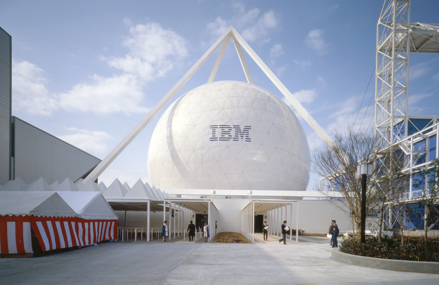 EXPO'85（外国館・電力館・東芝館・日本IBM館・三井グループ